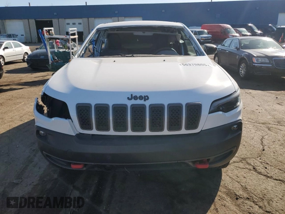 2022 Jeep Cherokee Trailhawk with VIN 1C4PJMBX1ND524383, listed as a Copart auction lot 56370805 with 25,145 mi miles and Salvage title. Bid and sale history available at DreamBid. Image 5.