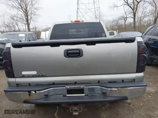 2003 Chevrolet Silverado 1500 LT with VIN 1GCEK19T33E268065, listed as a IAAI auction lot 41838254 with 247,179 mi miles. Bid and sale history available at carsss.com. Image 16.