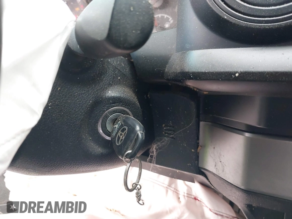 2019 Toyota Tacoma SR with VIN 5TFRX5GN9KX140351, listed as a IAAI auction lot 42593591 with 202,707 mi miles and . Bid and sale history available at DreamBid. Image 11.