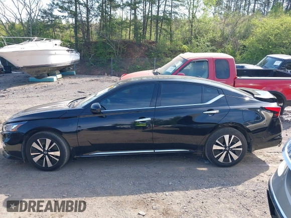 2020 Nissan Altima SV with VIN 1N4BL4DV7LC247666, listed as a IAAI auction lot 42009248 with 77,356 mi miles and . Bid and sale history available at DreamBid. Image 14.