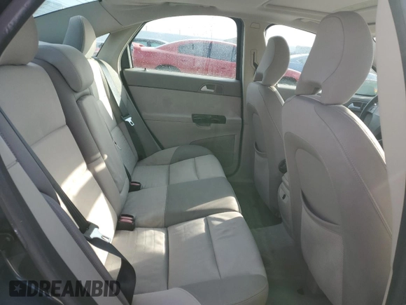 2006 Volvo S40 2.4L with VIN YV1MS382262216488, listed as a Copart auction lot 46152705 with 136,264 mi miles and Non Repairable. Bid and sale history available at carsss.com. Image 10.