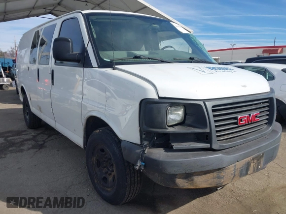 2007 GMC Savana Cargo with VIN 1GTGG25VX71150759, listed as a IAAI auction lot 41657033 with 237,546 mi miles. Bid and sale history available at carsss.com. Image 1.