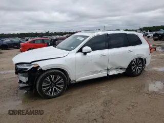 2021 Volvo XC90 Momentum z VIN YV4102CK0M1741016, wystawiony jako Copart lot #39474944 z przebiegiem 16 639 mil mil oraz . Historia ofert i sprzedaży dostępna na DreamBid. Obrazek 1.