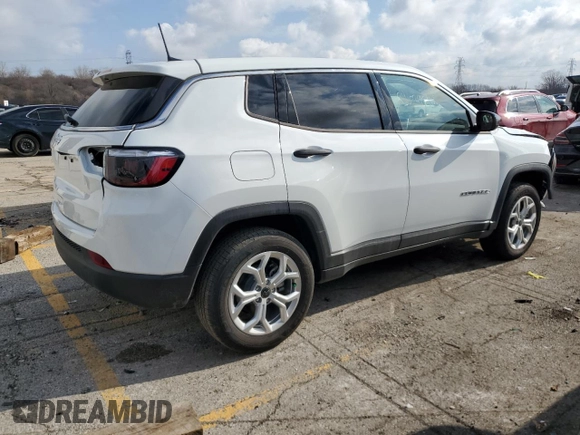2025 Jeep Compass Sport with VIN 3C4NJDAN0ST519379, listed as a Copart auction lot 52678105 with 1,923 mi miles and Clean title. Bid and sale history available at DreamBid. Image 3.