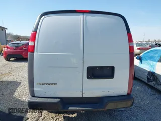 2017 Chevrolet Express Cargo Van with VIN 1GCWGAFF1H1289211, listed as a IAAI auction lot 42060982 with 81,529 mi miles. Bid and sale history available at carsss.com. Image 16.