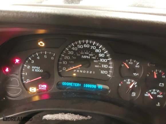 2006 Chevrolet Silverado 1500 LS with VIN 1GCEC19V46Z180282, listed as a IAAI auction lot 41612230 with 180,898 mi miles. Bid and sale history available at carsss.com. Image 7.