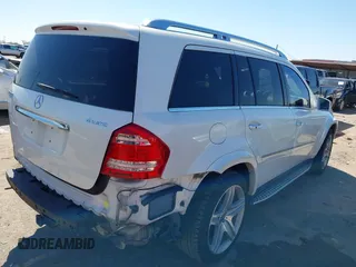 2012 Mercedes-Benz GL-Class GL 550 with VIN 4JGBF8GE5CA782121, listed as a IAAI auction lot 41669506 with 77,737 mi miles. Bid and sale history available at carsss.com. Image 4.