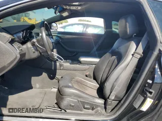 2013 Cadillac CTS-V z VIN 1G6DV1EP1D0102981, wystawiony jako Copart lot #61349404 z przebiegiem 59 386 mil mil oraz Szkody całkowita. Historia ofert i sprzedaży dostępna na DreamBid. Obrazek 7.
