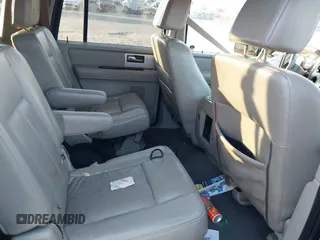 2008 Ford Expedition EL Limited with VIN 1FMFK19558LA35325, listed as a IAAI auction lot 41148196 with 318,224 mi miles. Bid and sale history available at carsss.com. Image 8.