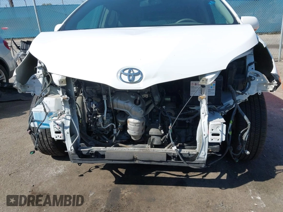 2016 Toyota Sienna SE с VIN 5TDXK3DC0GS702003, выставлен на аукционе IAAI как лот 41957604 с пробегом 41 409 миль миль и . История ставок и продаж доступна на DreamBid. Изображение 6.