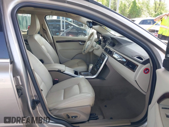 2012 Volvo XC70 T6 z VIN YV4902BZ1C1143307, wystawiony jako IAAI lot #42140146 z przebiegiem 173 106 mil mil oraz . Historia ofert i sprzedaży dostępna na DreamBid. Obrazek 5.