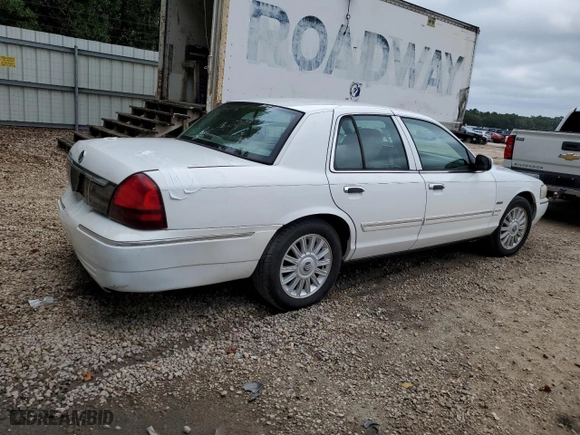 2011 Mercury Grand Marquis LS with VIN 2MEBM7FV5BX606938, listed as a Copart auction lot 68364374 with 75,898 mi miles and Salvage Title. Bid and sale history available at carsss.com. Image 3.