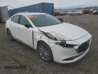 2023 Mazda 3 S Preferred with VIN 3MZBPACMXPM356324, listed as a Copart auction lot 49996295 with 32,173 mi miles and Clean Title. Bid and sale history available at DreamBid. Image 4.