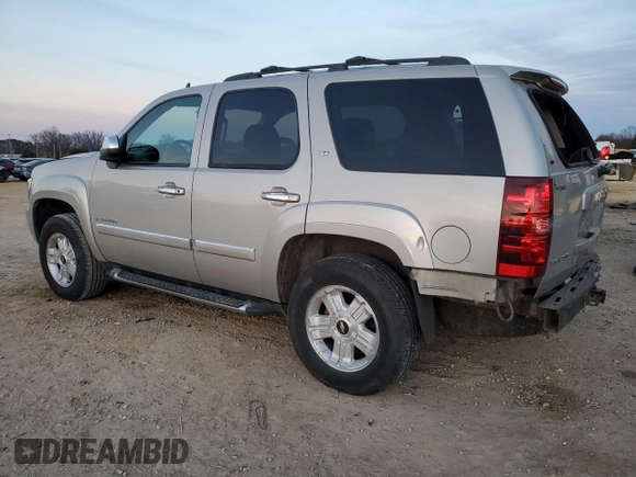 2008 Chevrolet Tahoe 3LT z VIN 1GNFK13068R131003, wystawiony jako Copart lot #46279485 z przebiegiem 203 095 mil mil oraz Szkody całkowita. Historia ofert i sprzedaży dostępna na DreamBid. Obrazek 2.