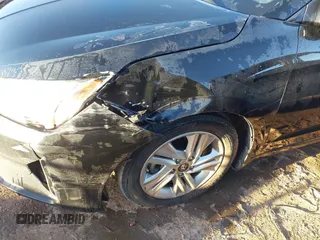 2020 Hyundai Elantra Value Edition z VIN KMHD84LF1LU956131, wystawiony jako IAAI lot #41866611 z przebiegiem 138 785 mil mil oraz . Historia ofert i sprzedaży dostępna na DreamBid. Obrazek 6.