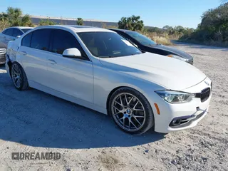 2017 BMW 3 Series 340i with VIN WBA8B3G37HNU36385, listed as a IAAI auction lot 40988676 with 41,492 mi miles and . Bid and sale history available at carsss.com. Image 1.