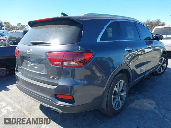2019 Kia Sorento EX V6 with VIN 5XYPH4A59KG457959, listed as a IAAI auction lot 41712748 with 56,958 mi miles. Bid and sale history available at carsss.com. Image 4.