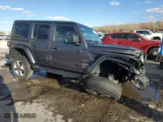 2020 Jeep Wrangler Unlimited Sahara with VIN 1C4HJXEM6LW248758, listed as a Copart auction lot 46671845 with 40,928 mi miles and Salvage Title. Bid and sale history available at carsss.com. Image 4.