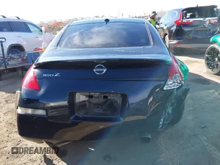 2008 Nissan 350Z with VIN JN1BZ34D58M702500, listed as a IAAI auction lot 41631168 with 108,287 mi miles. Bid and sale history available at carsss.com. Image 16.