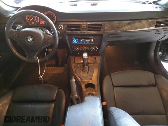 2007 BMW 3 Series 335i z VIN WBAWL73527PX47258, wystawiony jako Copart lot #57913465 z przebiegiem 122 592 mil mil oraz Szkoda całkowita • Salvage title. Historia ofert i sprzedaży dostępna na DreamBid. Obrazek 8.