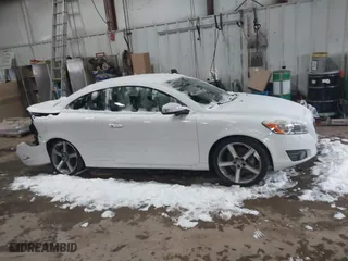 2011 Volvo C70 with VIN YV1672MC3BJ116273, listed as a IAAI auction lot 41581238 with 128,035 mi miles. Bid and sale history available at carsss.com. Image 13.
