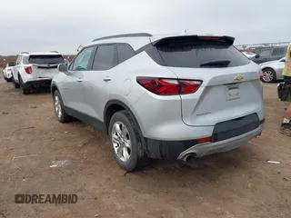 2019 Chevrolet Blazer z VIN 3GNKBBRA7KS643152, wystawiony jako IAAI lot #41510933 z przebiegiem 73 252 mil mil oraz . Historia ofert i sprzedaży dostępna na DreamBid. Obrazek 3.