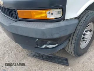 2019 Chevrolet Express Cargo с VIN 1GCWGAFP5K1365688, выставлен на аукционе IAAI как лот 42423135 с пробегом 216 450 миль миль и . История ставок и продаж доступна на DreamBid. Изображение 6.