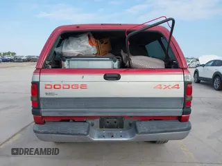 1998 Dodge 1500 with VIN 1B7HF13Y5WJ180264, listed as a IAAI auction lot 41858346 with 117,340 mi miles and . Bid and sale history available at DreamBid. Image 16.