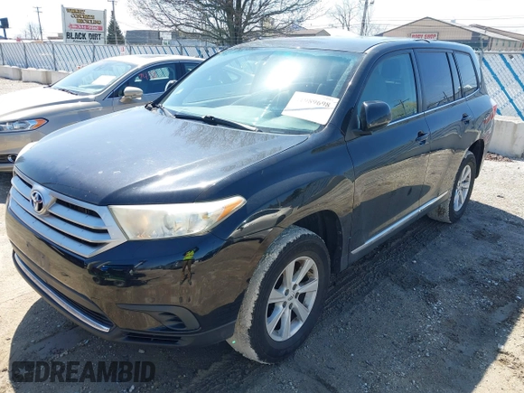 2013 Toyota Highlander with VIN 5TDZA3EH3DS035056, listed as a IAAI auction lot 41989698 with 161,956 mi miles and . Bid and sale history available at DreamBid. Image 18.