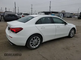 2021 Mercedes-Benz A 220 z VIN W1K3G4FB0MJ314147, wystawiony jako Copart lot #59984445 z przebiegiem 37 304 mil mil oraz Szkoda całkowita • Salvage title. Historia ofert i sprzedaży dostępna na DreamBid. Obrazek 3.