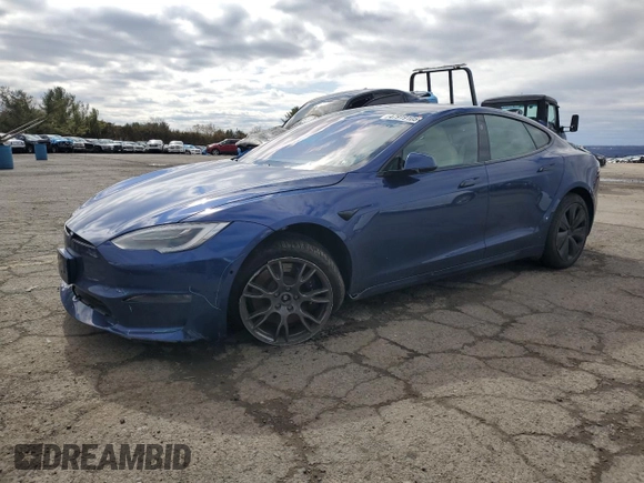 2021 Tesla Model S Plaid with VIN 5YJSA1E6XMF455390, listed as a Copart auction lot 47919105 with 23,522 mi miles and Salvage title. Bid and sale history available at DreamBid. Image 1.