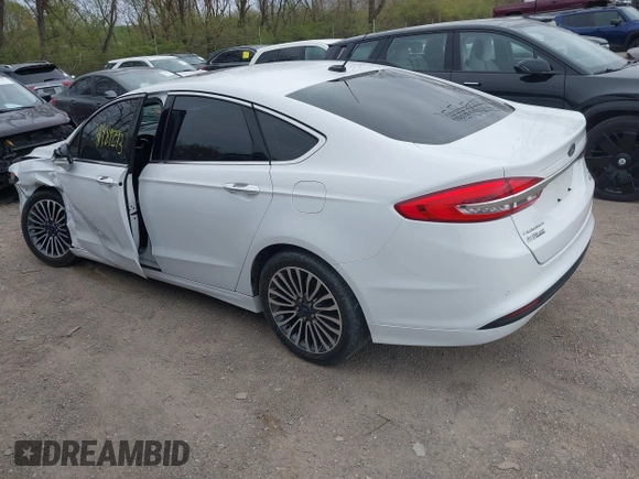 2018 Ford Fusion SE with VIN 3FA6P0HD6JR175468, listed as a IAAI auction lot 41989293 with 107,273 mi miles. Bid and sale history available at carsss.com. Image 3.