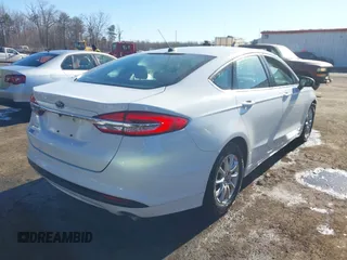 2018 Ford Fusion S with VIN 3FA6P0G77JR229730, listed as a IAAI auction lot 41426559 with 124,568 mi miles. Bid and sale history available at carsss.com. Image 4.