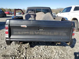 1994 Chevrolet S-10 LS with VIN 1GCCS19ZXR8143163, listed as a Copart auction lot 41680664 with 173,072 mi miles and Salvage Title. Bid and sale history available at carsss.com. Image 6.