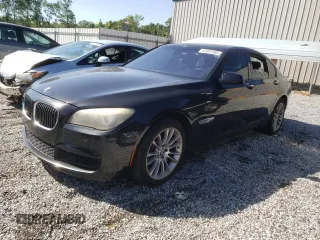2012 BMW 7 Series 750i z VIN WBAKA8C59CDX01027, wystawiony jako Copart lot #57881955 z przebiegiem 171 992 mil mil oraz Czysty tytuł • Clean title. Historia ofert i sprzedaży dostępna na DreamBid. Obrazek 1.
