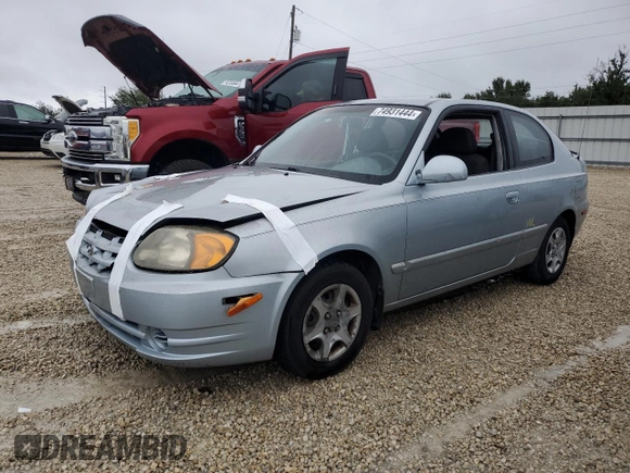 2005 Hyundai Accent GLS with VIN KMHCG35C75U354574, listed as a Copart auction lot 74931444 with 141,013 mi miles and Salvage Title. Bid and sale history available at carsss.com. Image 1.
