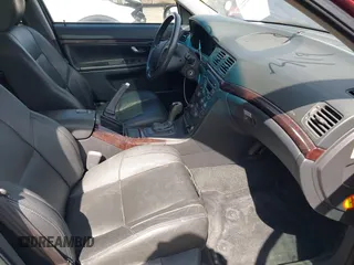2002 Volvo S80 z VIN YV1TS91D521258955, wystawiony jako IAAI lot #41834536 z przebiegiem 96 160 mil mil oraz . Historia ofert i sprzedaży dostępna na DreamBid. Obrazek 5.
