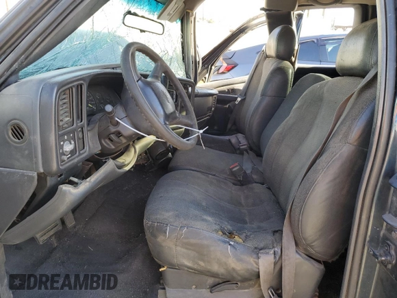 2000 Chevrolet Silverado 1500 with VIN 2GCEC19W1Y1396790, listed as a Copart auction lot 73387324 with 348,603 mi miles and Salvage Title. Bid and sale history available at DreamBid. Image 7.