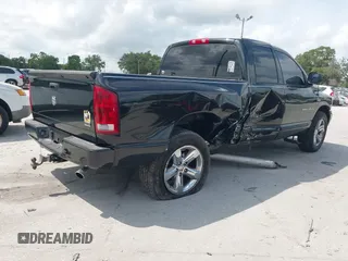 2006 Dodge 1500 SLT z VIN 1D7HA18206S712488, wystawiony jako IAAI lot #42218792 z przebiegiem 138 447 mil mil oraz . Historia ofert i sprzedaży dostępna na DreamBid. Obrazek 4.