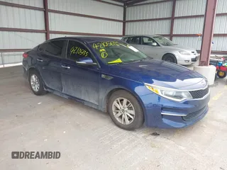 2017 Kia Optima LX z VIN 5XXGT4L36HG137117, wystawiony jako IAAI lot #42105635 z przebiegiem 117 824 mil mil oraz . Historia ofert i sprzedaży dostępna na DreamBid. Obrazek 1.