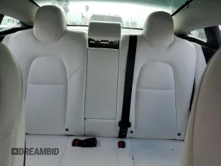 2019 Tesla Model 3 Mid Range z VIN 5YJ3E1EAXKF429382, wystawiony jako Copart lot #56172625 z przebiegiem Nie podano mil oraz Szkoda całkowita • Salvage title. Historia ofert i sprzedaży dostępna na DreamBid. Obrazek 10.