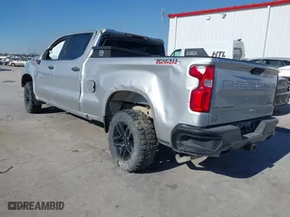 2019 Chevrolet Silverado 1500 Custom Trail Boss with VIN 3GCPYCEF2KG276295, listed as a IAAI auction lot 41376338 with 68,336 mi miles. Bid and sale history available at carsss.com. Image 3.