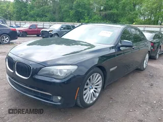 2010 BMW 7 Series 750Li с VIN WBAKB8C55ACY63172, выставлен на аукционе IAAI как лот 42130636 с пробегом 111 276 миль миль и . История ставок и продаж доступна на DreamBid. Изображение 2.