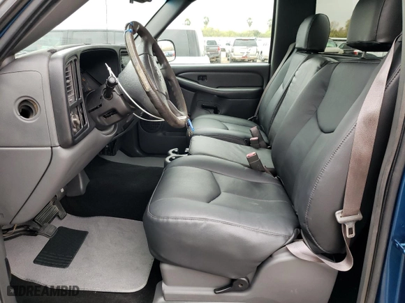 2003 Chevrolet Silverado 1500 with VIN 1GCEC14X33Z295122, listed as a Copart auction lot 43054455 with 210,293 mi miles and Clean Title. Bid and sale history available at carsss.com. Image 7.