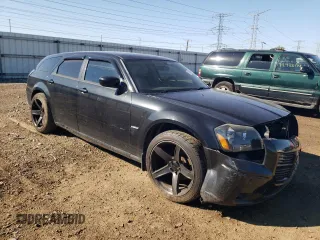 2005 Dodge Magnum RT with VIN 2D4GV58215H587205, listed as a Copart auction lot 72400054 with 115,534 mi miles and Salvage Title. Bid and sale history available at carsss.com. Image 4.