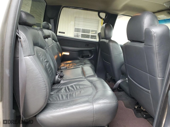 2002 Chevrolet Silverado 3500 LT with VIN 1GCJK33192F113210, listed as a Copart auction lot 44594665 with NaN miles and Salvage Title. Bid and sale history available at carsss.com. Image 10.