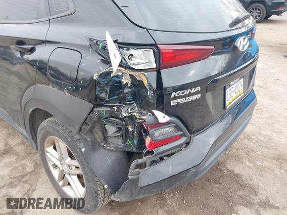2018 Hyundai Kona SE with VIN KM8K1CAA9JU081990, listed as a IAAI auction lot 41641172 with 79,396 mi miles. Bid and sale history available at carsss.com. Image 6.