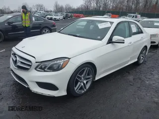 2016 Mercedes-Benz E 400 with VIN WDDHF6HB8GB179547, listed as a IAAI auction lot 41570461 with 147,765 mi miles and . Bid and sale history available at carsss.com. Image 17.