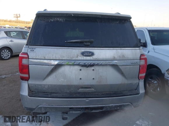 2018 Ford Expedition Max XLT z VIN 1FMJK1JTXJEA52684, wystawiony jako IAAI lot #41629285 z przebiegiem 268 466 mil mil oraz . Historia ofert i sprzedaży dostępna na DreamBid. Obrazek 15.