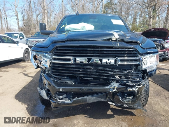 2019 Ram 2500 Big Horn with VIN 3C6UR5DJ7KG698782, listed as a IAAI auction lot 41661621 with 58,064 mi miles. Bid and sale history available at carsss.com. Image 12.
